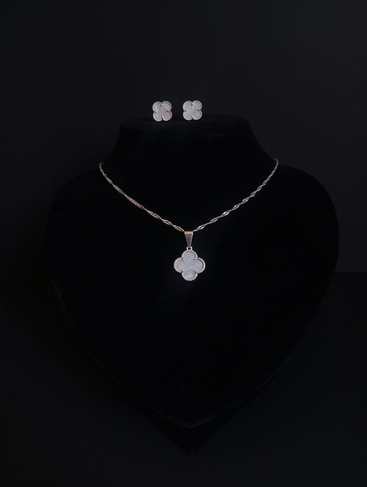 Conjunto Trébol Blanco